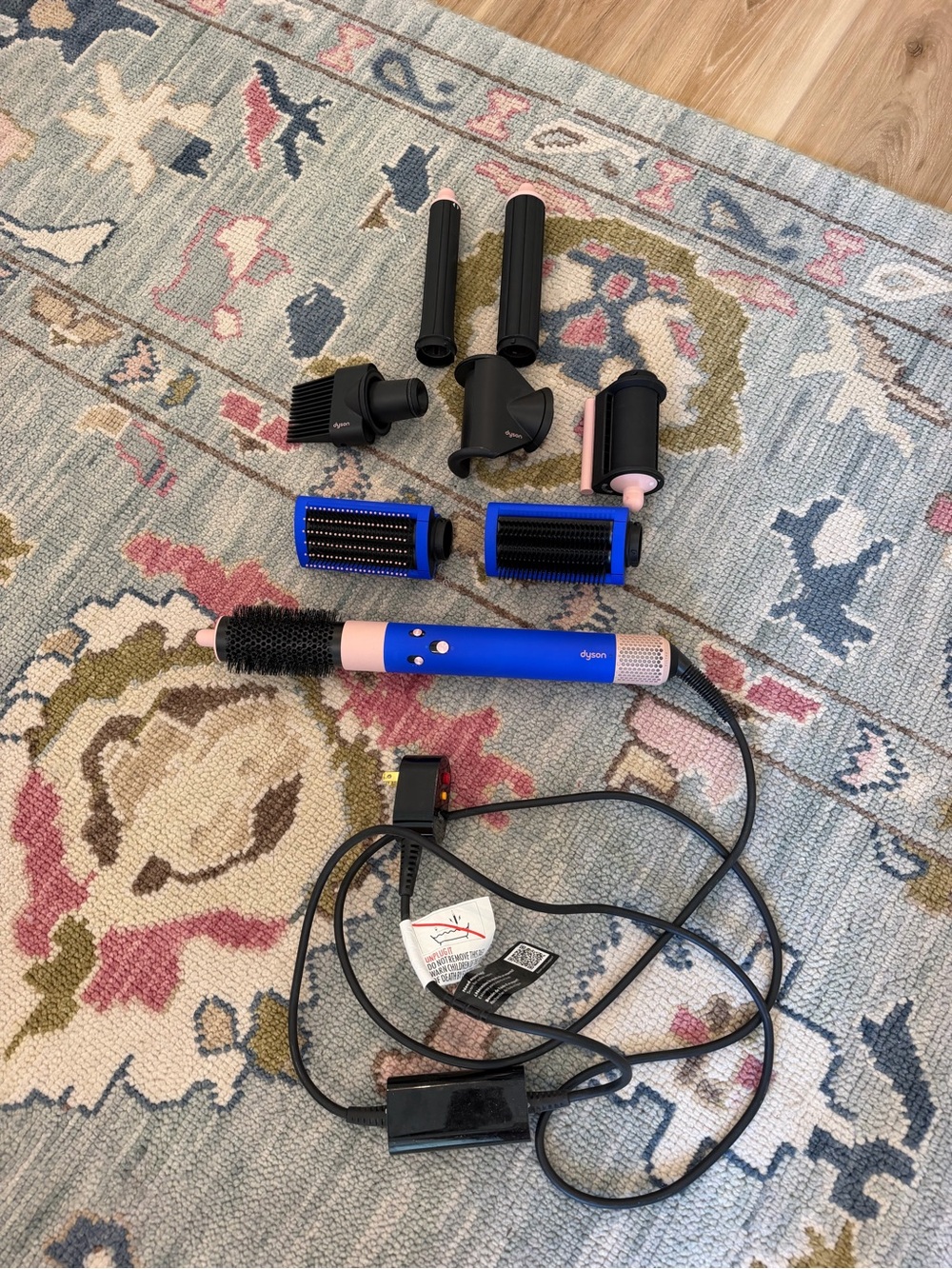 Dyson Air Wrap in blue - Excellent Condition